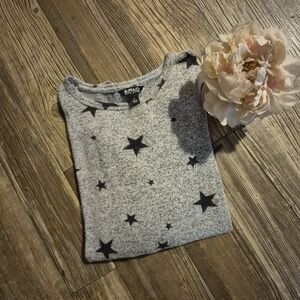 Bufflo Gray Star Pattern Long Sleeve Top
